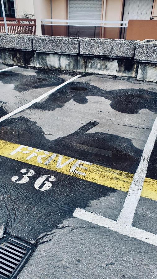 Le Continental Beau T2 Plein Centre + Parking Leilighet Annecy Eksteriør bilde